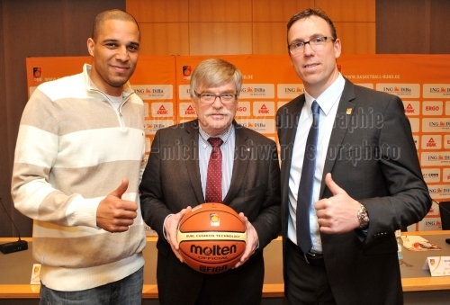 Pressekonferenz Basketball Herren-Nationalmannschaft in Hamburg am 10.02.2015 (© MSSP - Michael Schwartz)