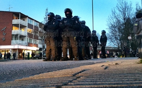 Polizeieinsatz im Hamburger Schanzenviertel am 1. Mai 2016 (© MSP)