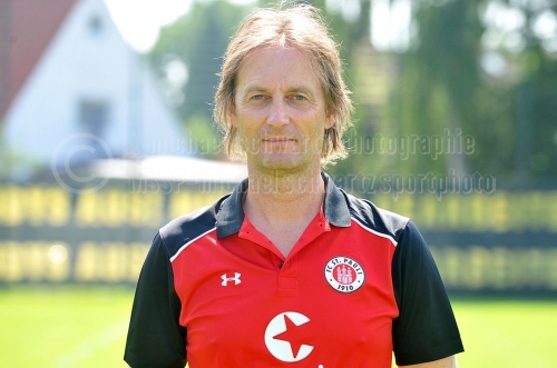 Mannschaftsfototermin des FC St. Pauli am 24. Juli 2016 (© MSSP - Michael Schwartz)