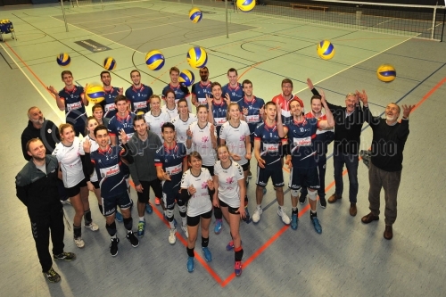 Koorperation Frauen Volleyball-Team Hamburg und Herren-Bundesligateam SVG Lueneburg am  8. Maerz 2017 (© MSSP - Michael Schwartz)
