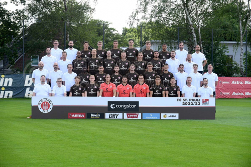 Mannschaftsfotoshooting FC St. Pauli am 28. Juni 2022 (© MSSP - Michael Schwartz)